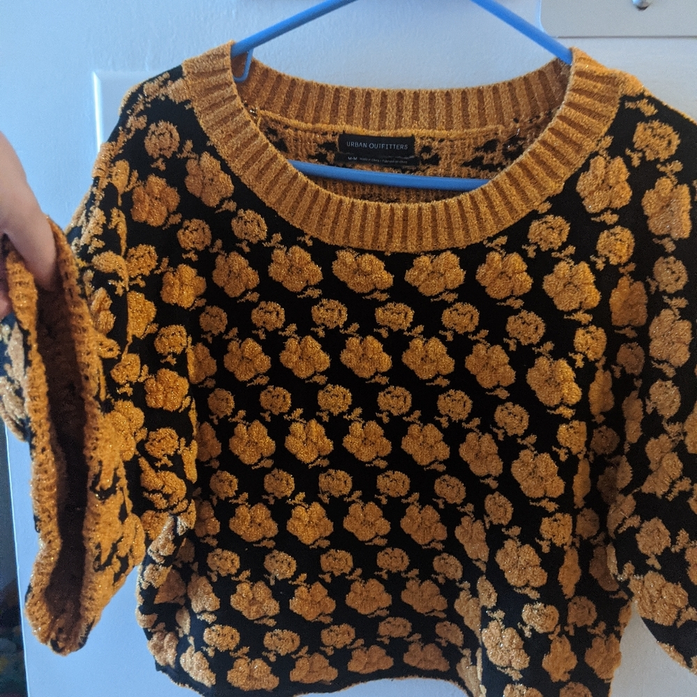 Urban outfitters oversized crop t shirt sweater